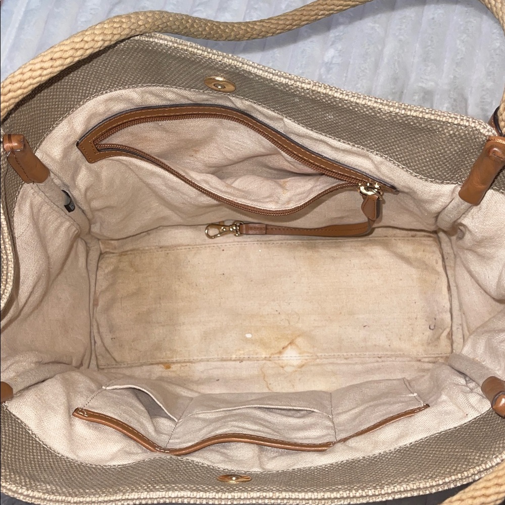 Michael Kors Island Large Grab Bag - Picture 10 of 16